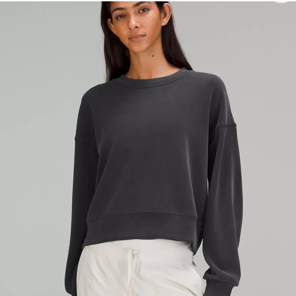 Lululemon Softstreme Perfectly Oversized Cropped Crew - Picture 2 of 3